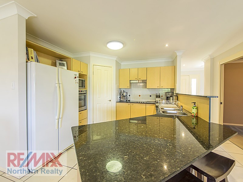 1 Laceflower Cres, Eatons Hill QLD 4037