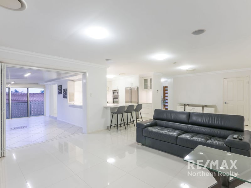 15 Yellowjack Crescent, Albany Creek QLD 4035