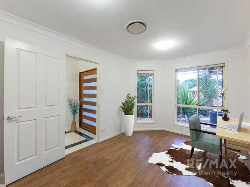 15 Yellowjack Crescent, Albany Creek QLD 4035