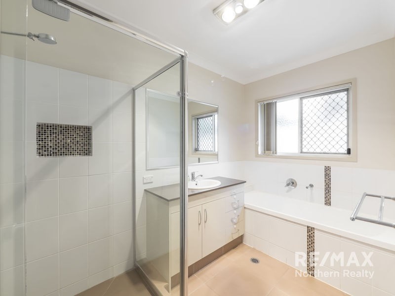 5 Charlie Cl, Warner QLD 4500