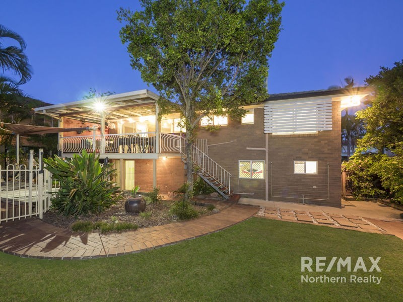 18 Somerset Ct, Albany Creek QLD 4035