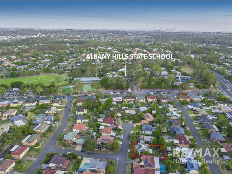 18 Somerset Ct, Albany Creek QLD 4035