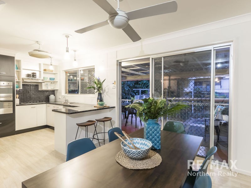 18 Somerset Ct, Albany Creek QLD 4035