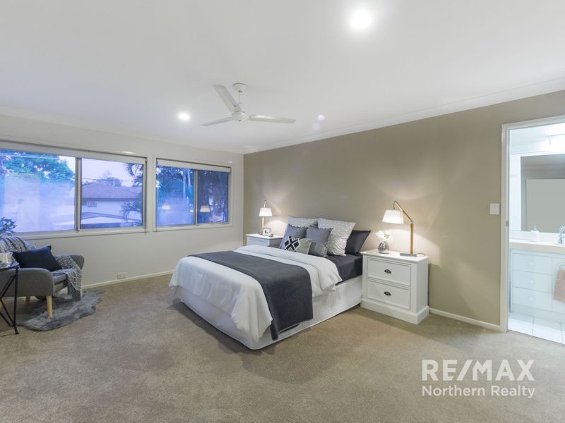 18 Somerset Ct, Albany Creek QLD 4035