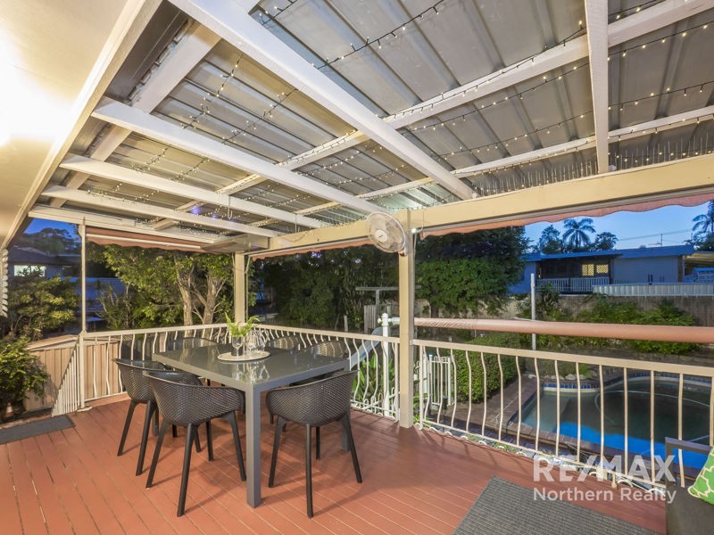 18 Somerset Ct, Albany Creek QLD 4035