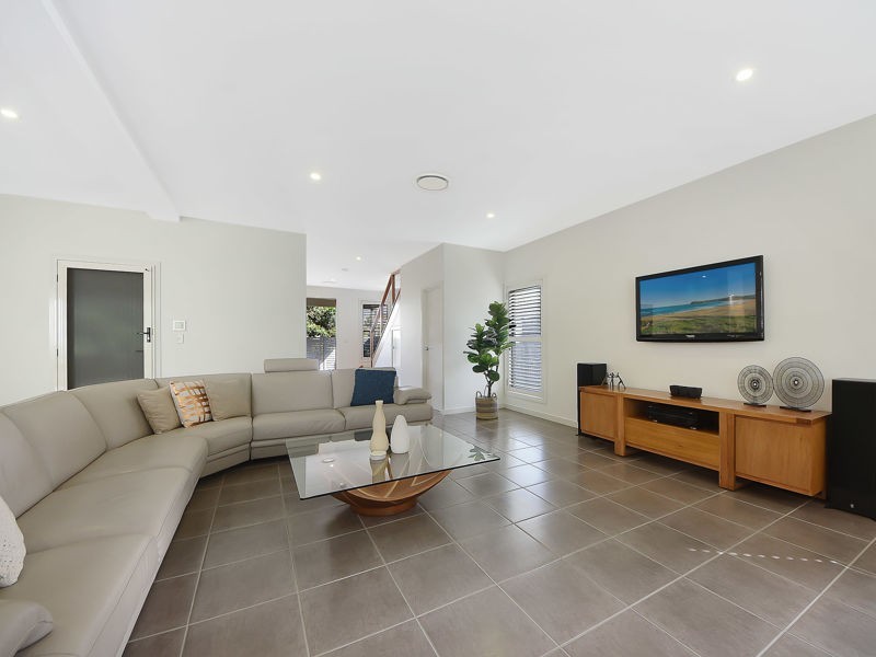 2/7 Charlie Close, Warner QLD 4500