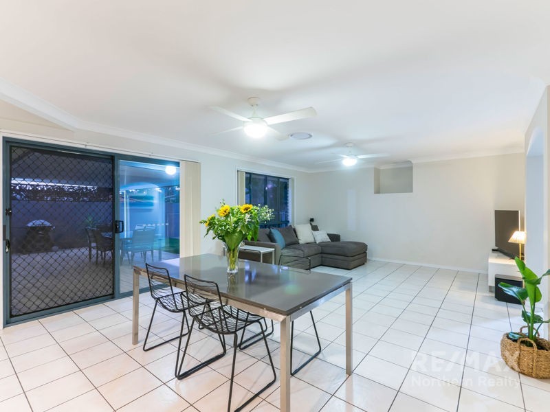 7 Triantha Court, Albany Creek QLD 4035