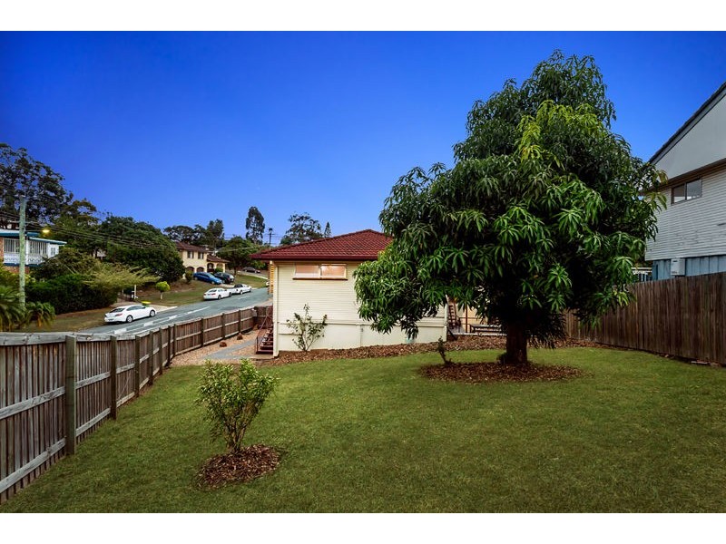 5 Drosera Street, Everton Hills QLD 4053