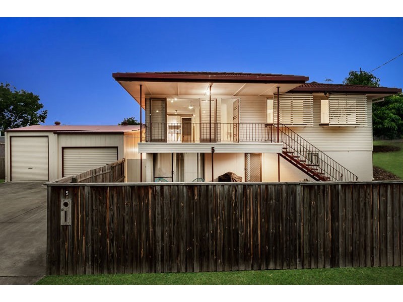 5 Drosera Street, Everton Hills QLD 4053