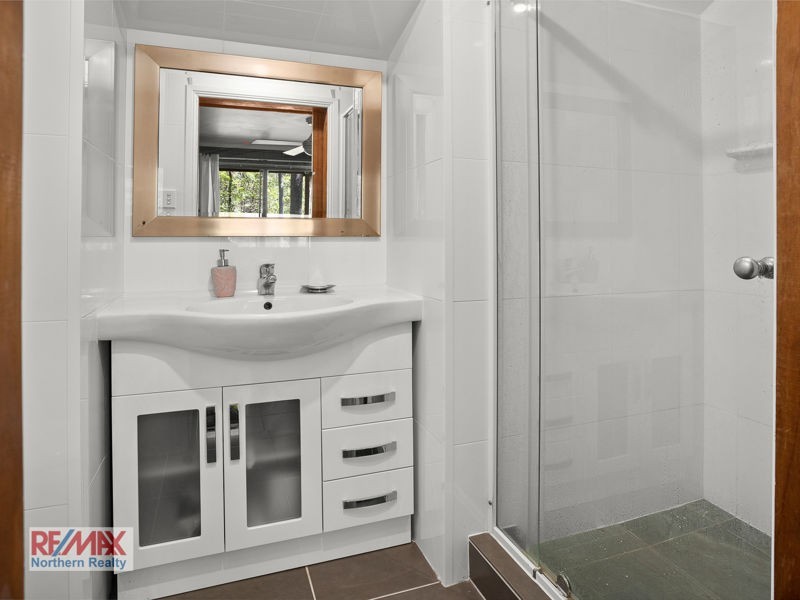 8 Henry Court, Cashmere QLD 4500