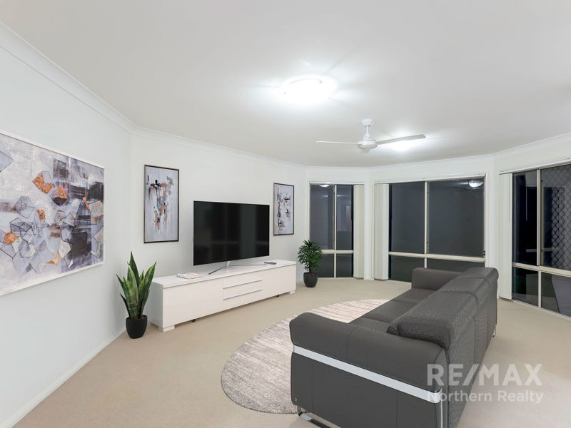 8 Fernwren Court, Cashmere QLD 4500