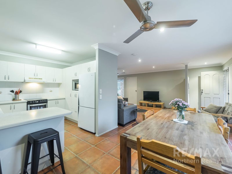 2 Alton Court, Albany Creek QLD 4035