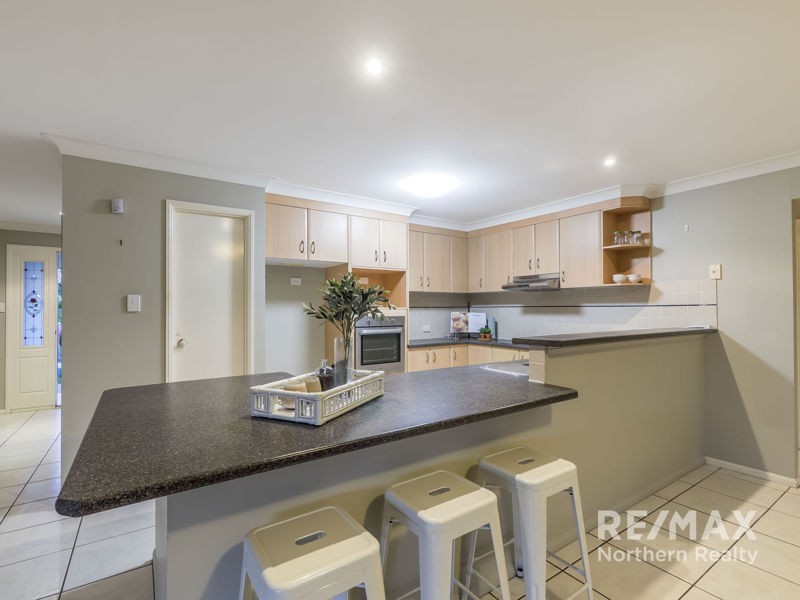 8 Boobook Ct, Cashmere QLD 4500