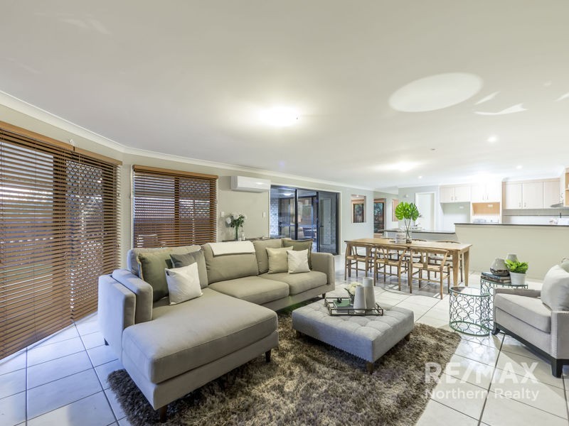 8 Boobook Ct, Cashmere QLD 4500