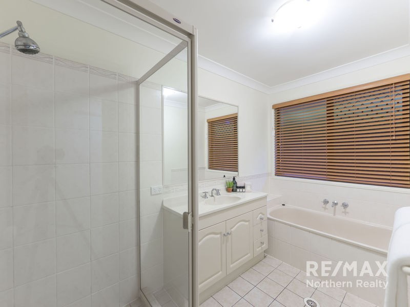 8 Boobook Ct, Cashmere QLD 4500