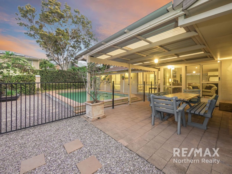 9 Dove Court, Albany Creek QLD 4035