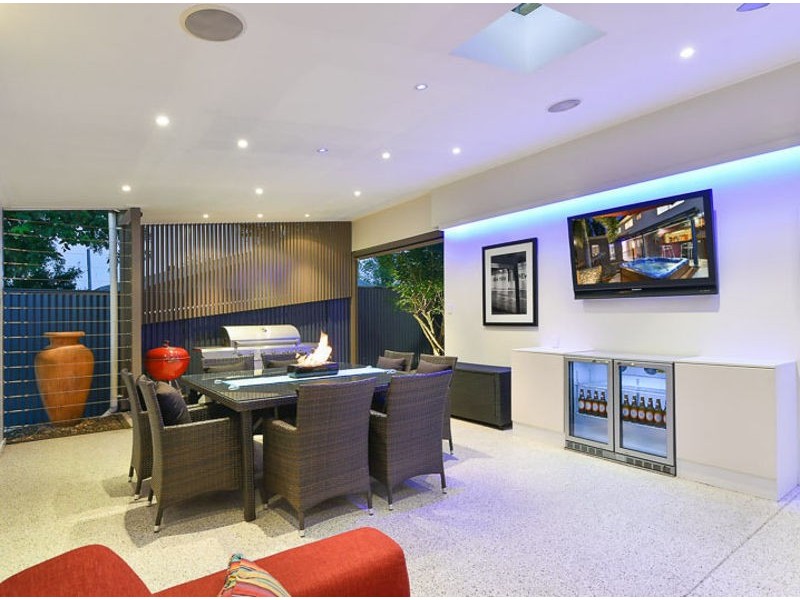 27 View Cres, Arana Hills QLD 4054