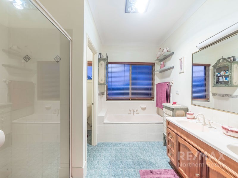 36 Lancewood Drive, Albany Creek QLD 4035