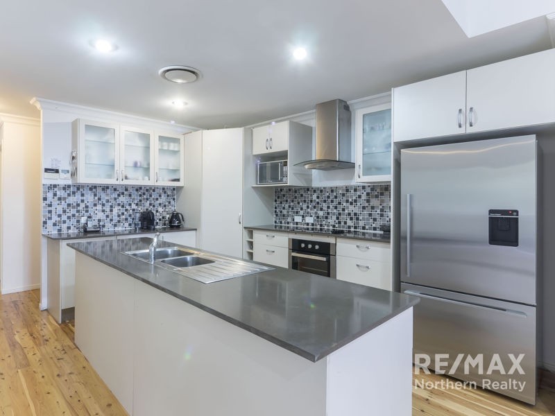 27 Talisman Court, Eatons Hill QLD 4037