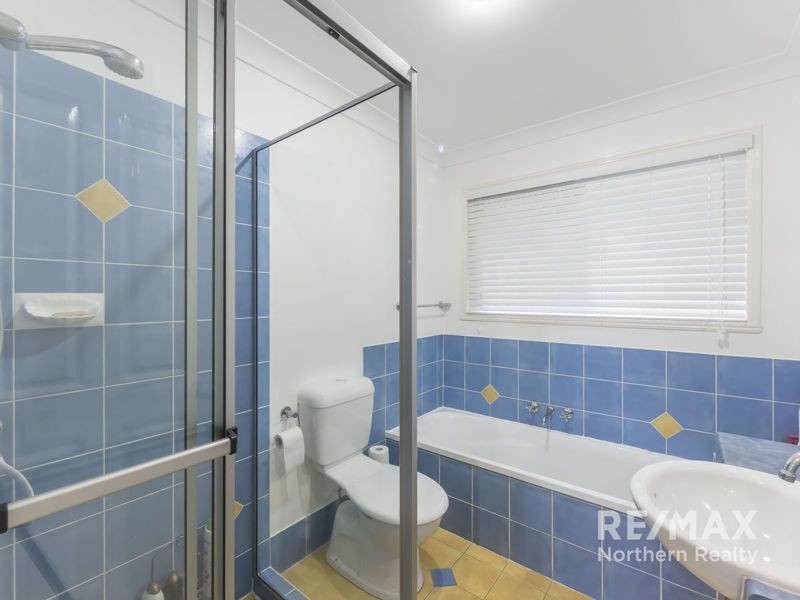 27 Talisman Court, Eatons Hill QLD 4037