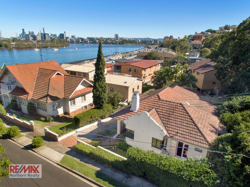 8 Grays Road, Hamilton QLD 4007