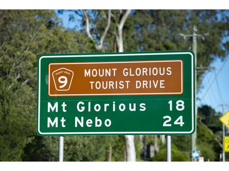 18 Sovereign Way, Samford Valley QLD 4520