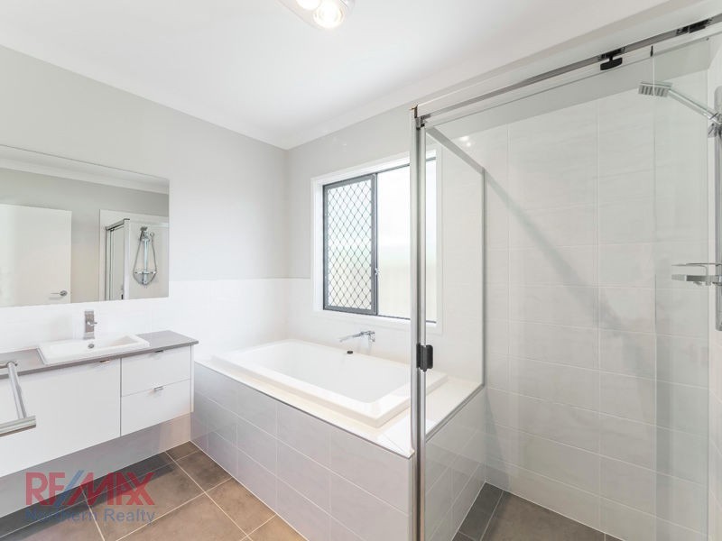 7 Keepit Court, Warner QLD 4500