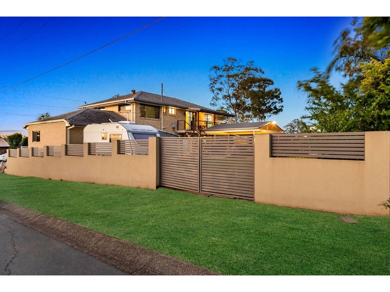 30 Chambery Road, Petrie QLD 4502