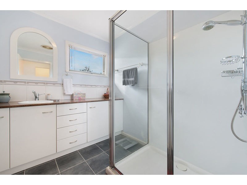 16 Tyrone St, Chermside West QLD 4032