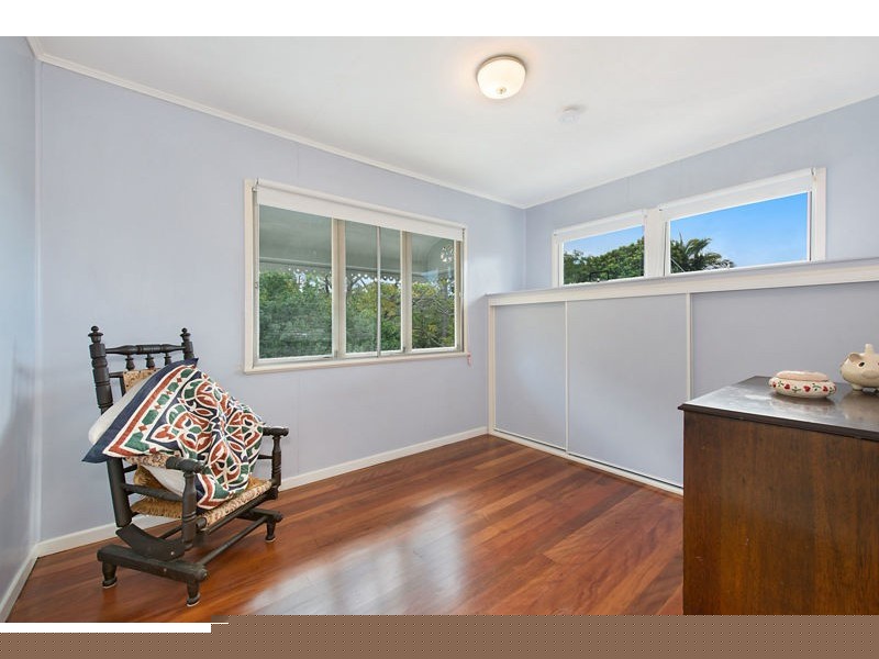 16 Tyrone St, Chermside West QLD 4032