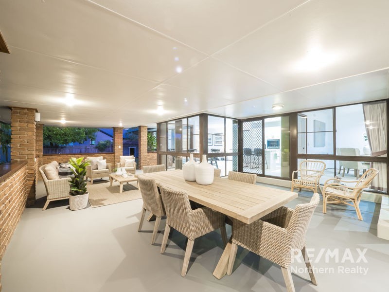 17 Ballinger Cres, Albany Creek QLD 4035