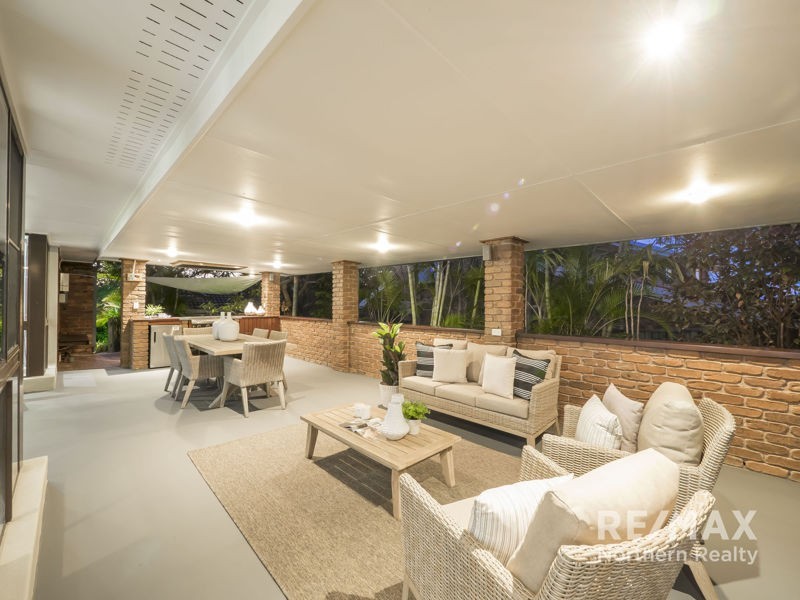 17 Ballinger Cres, Albany Creek QLD 4035