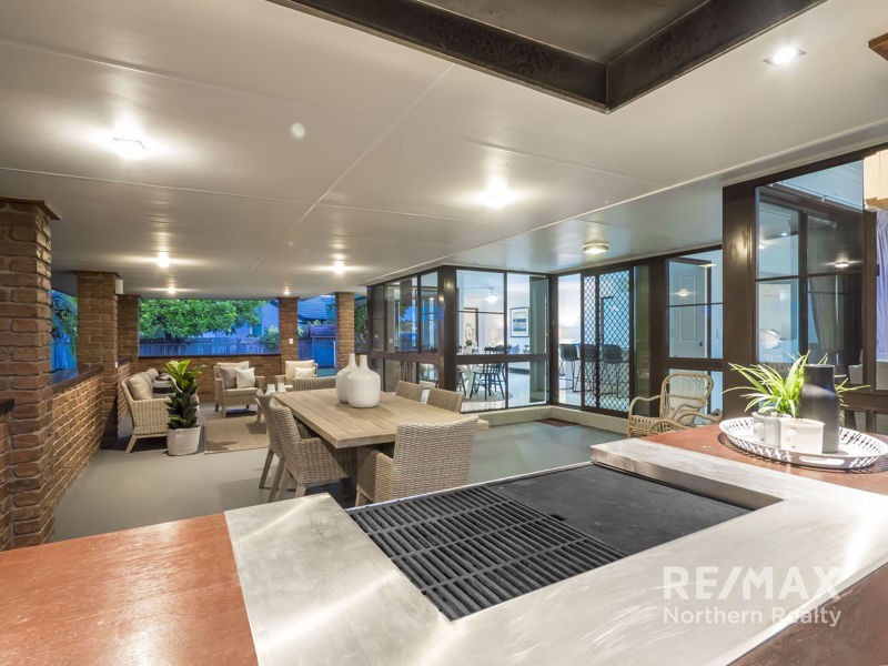 17 Ballinger Cres, Albany Creek QLD 4035
