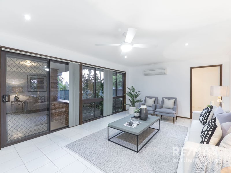 17 Ballinger Cres, Albany Creek QLD 4035