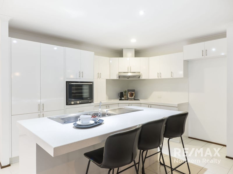 17 Ballinger Cres, Albany Creek QLD 4035