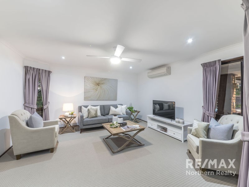 17 Ballinger Cres, Albany Creek QLD 4035