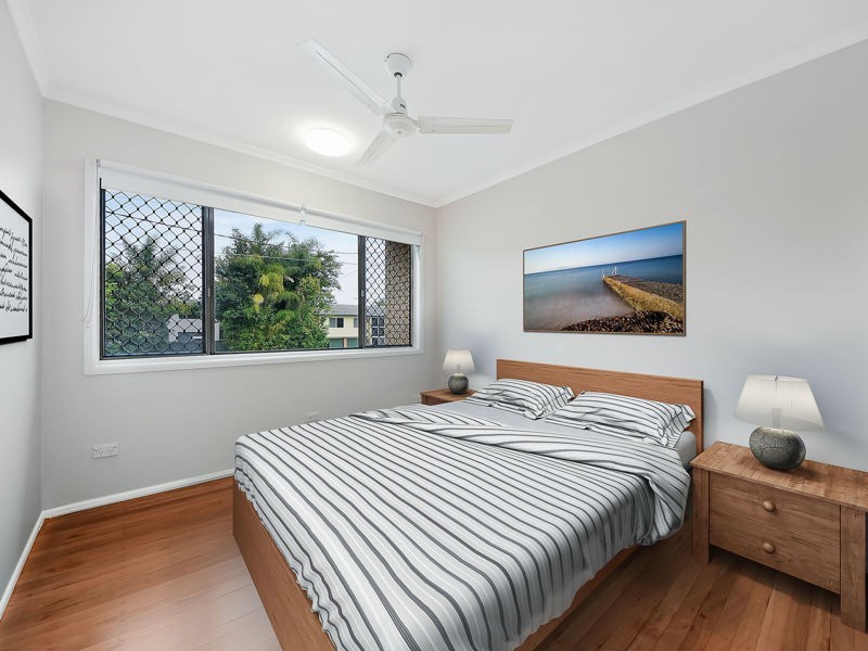 4 Stephen Street, Albany Creek QLD 4035