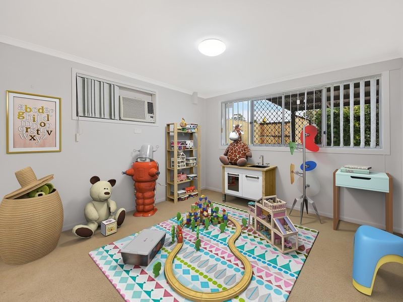 4 Stephen Street, Albany Creek QLD 4035
