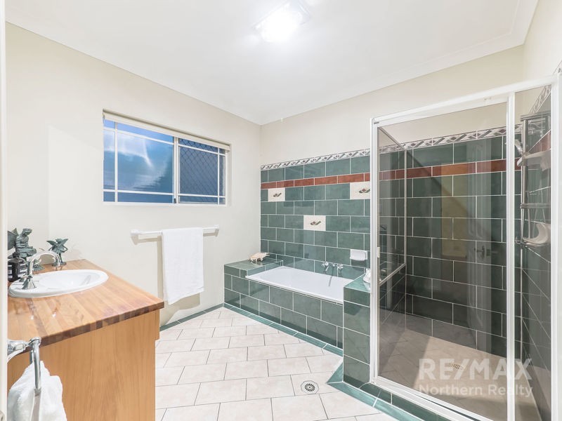 35 Alpinia Court, Albany Creek QLD 4035