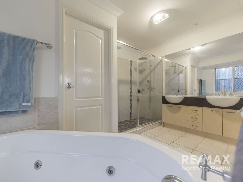 7 Whiptail Ct, Cashmere QLD 4500