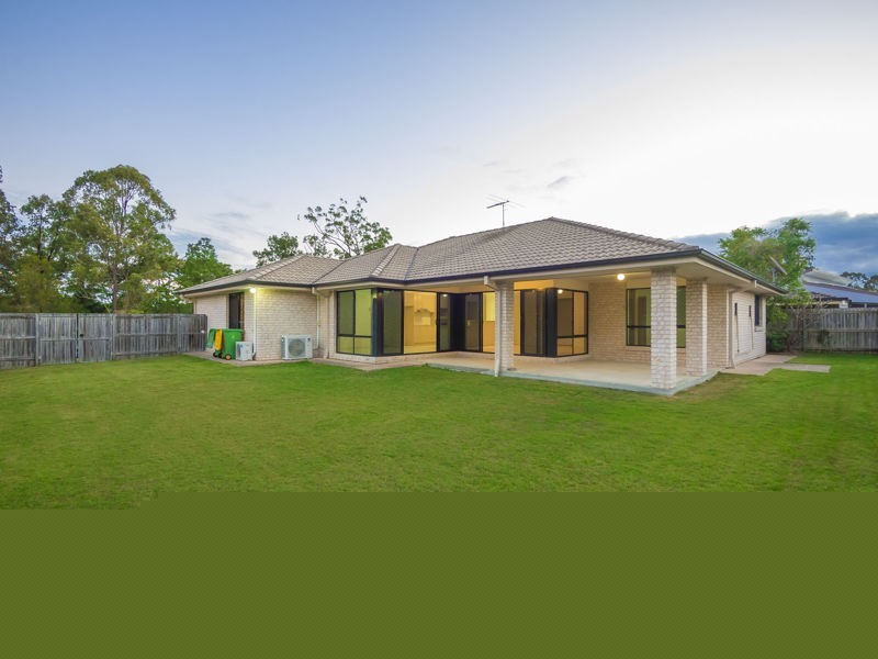 29 Links Cr, Joyner QLD 4500