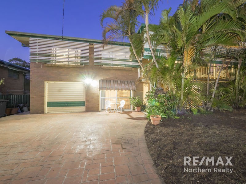 6 Strathford Ave, Albany Creek QLD 4035