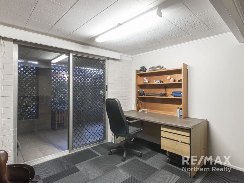 6 Strathford Ave, Albany Creek QLD 4035
