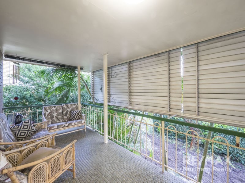 6 Strathford Ave, Albany Creek QLD 4035