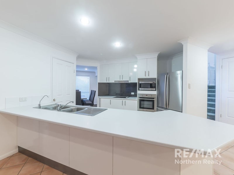 34 Boondooma Cct, Albany Creek QLD 4035