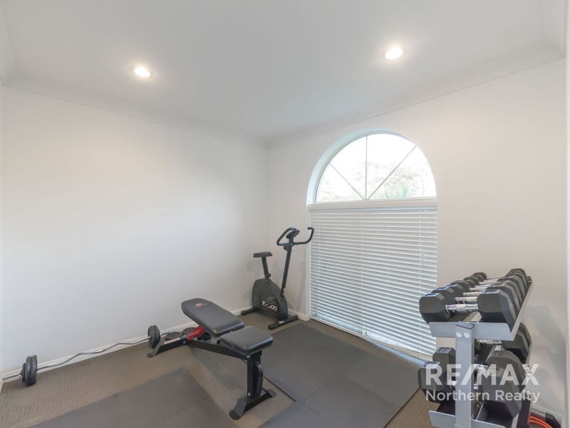 34 Boondooma Cct, Albany Creek QLD 4035