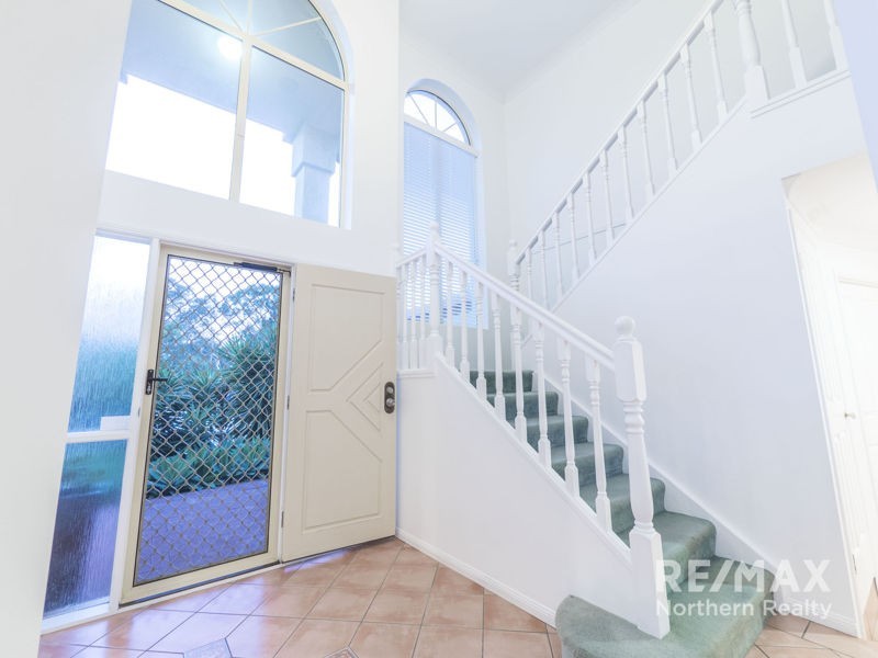 34 Boondooma Cct, Albany Creek QLD 4035