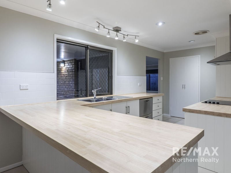 4 Chowchilla Street, Albany Creek QLD 4035