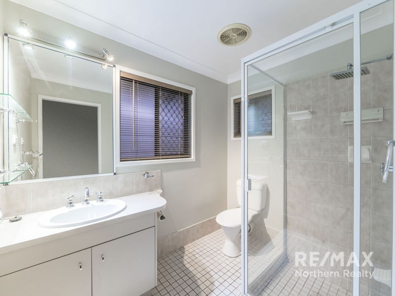4 Chowchilla Street, Albany Creek QLD 4035