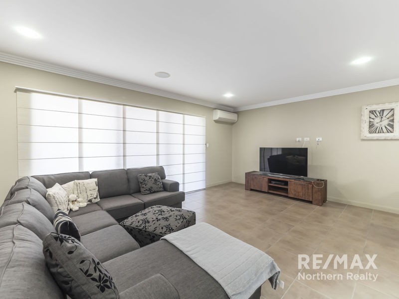 4 Charlie Close, Warner QLD 4500